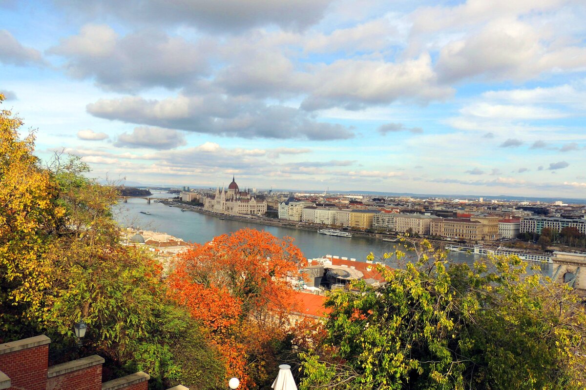 24 Панорама  Будапешта с высоты будайской крепости - Гала 