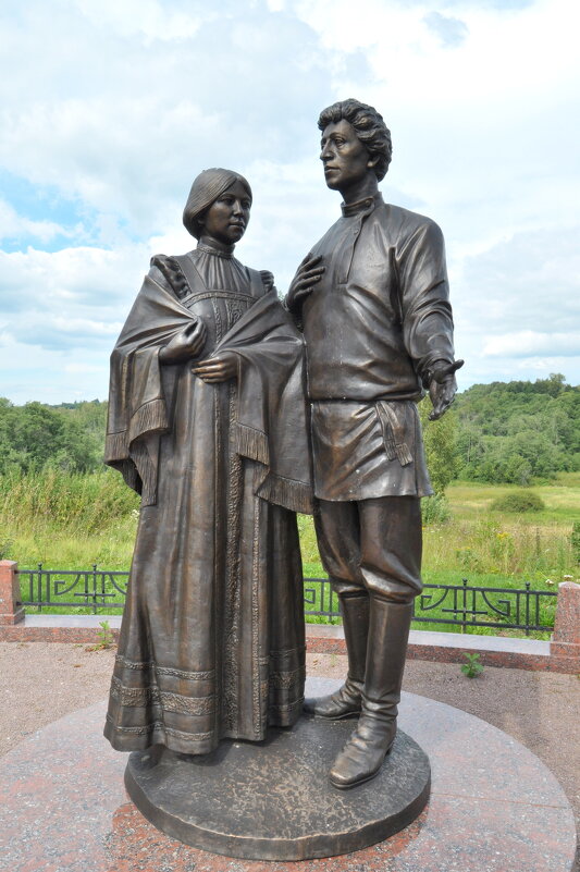 Памятник Блоку и Менделеевой... - Юрий Моченов