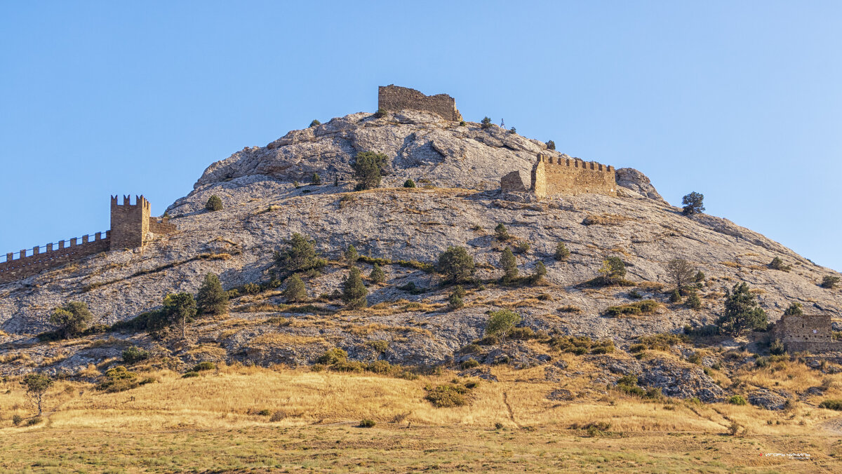 Генуэзская крепость Алушта