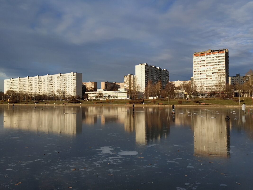 Иногда зима в Москве наступает лишь на Старый Новый год - Андрей Лукьянов