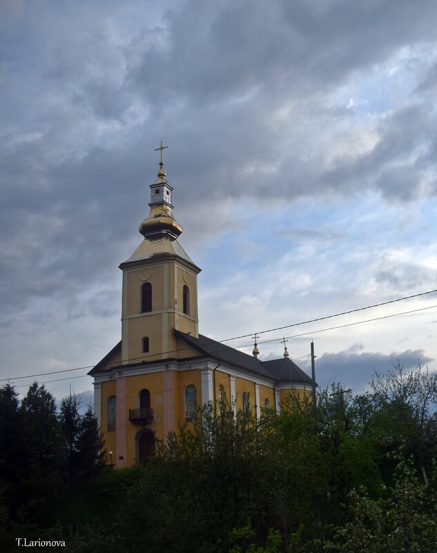 Карпатские церкви - Татьяна Ларионова