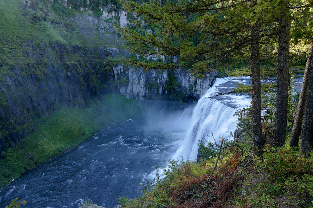 Прогулка у водопада Меса Фолз, штат Айдахо. Снимок 1 - Юрий Поляков
