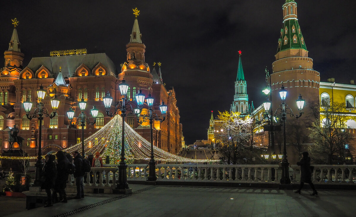 Уголок Москвы - юрий поляков