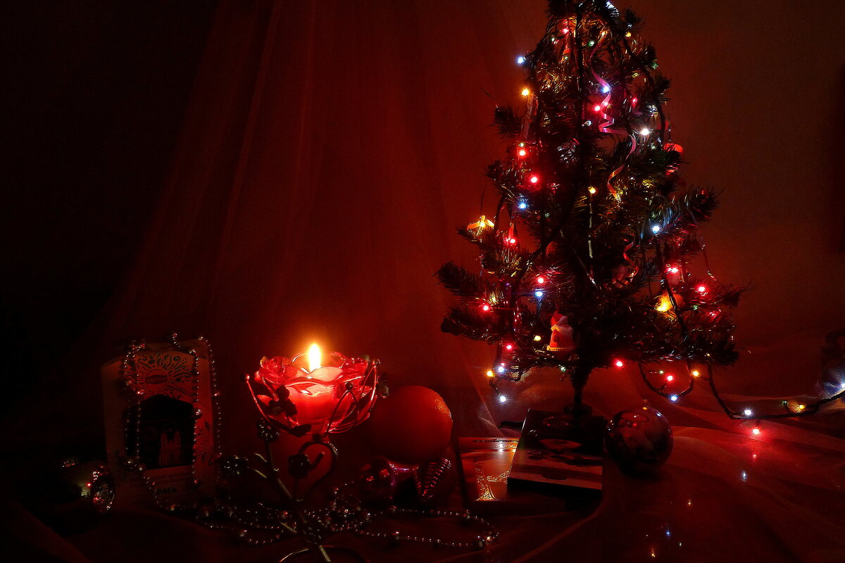 Новогодняя елочка и свеча... - Лидия Бараблина