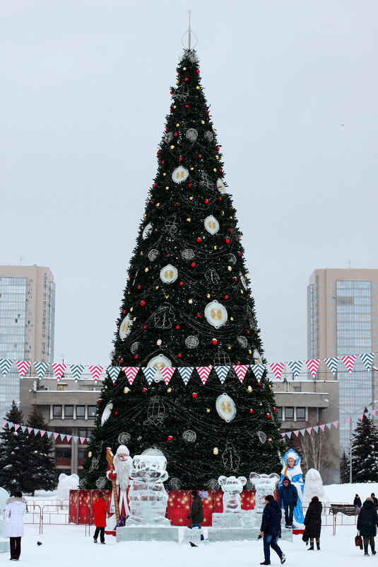 С Новым годом!!! - Радмир Арсеньев