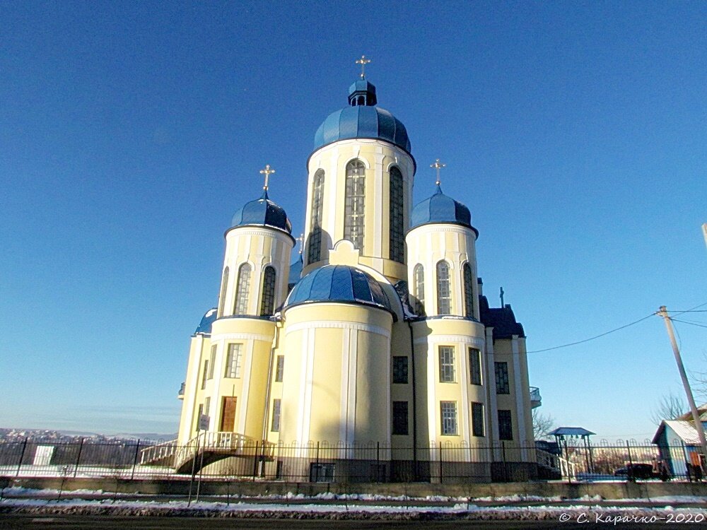 Чернівці - собор Володимира великого - Степан Карачко