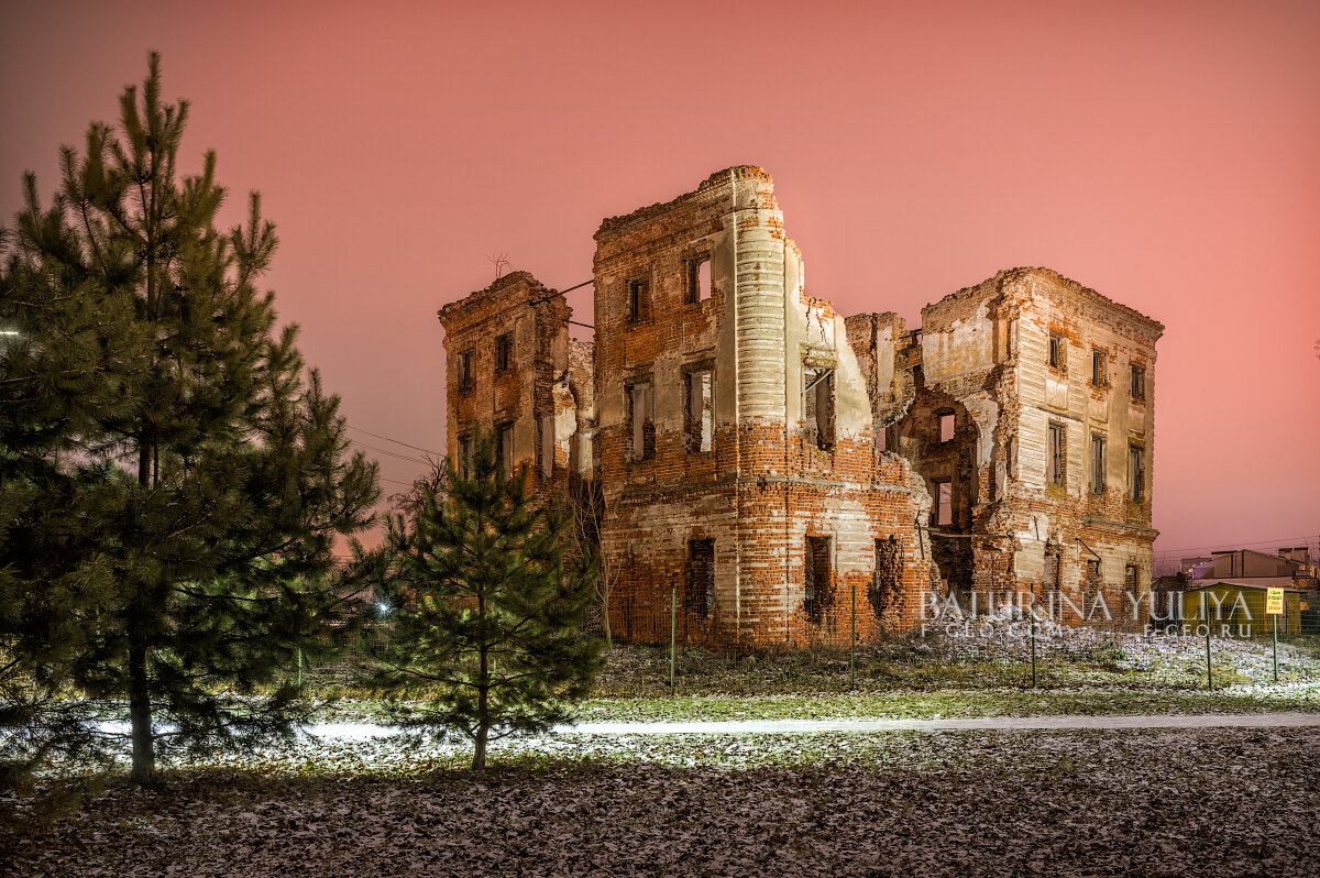 Главный дом в усадьбе Белкино :: Юлия Батурина – Социальная сеть ФотоКто