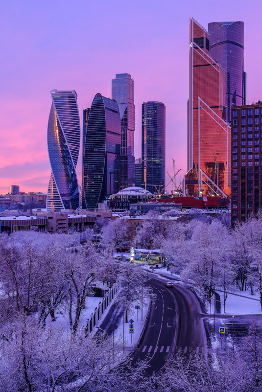 нежний рассвет у Москвы-Сити - Георгий А