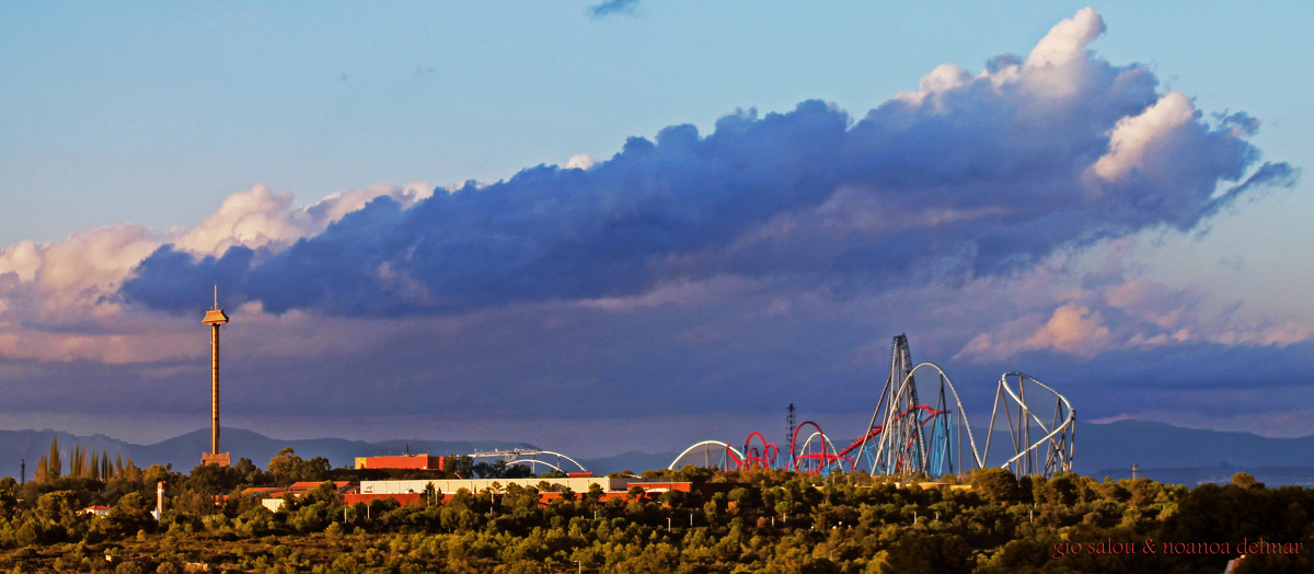 PORT AVENTURA DE SALOU - noanoa delmar 