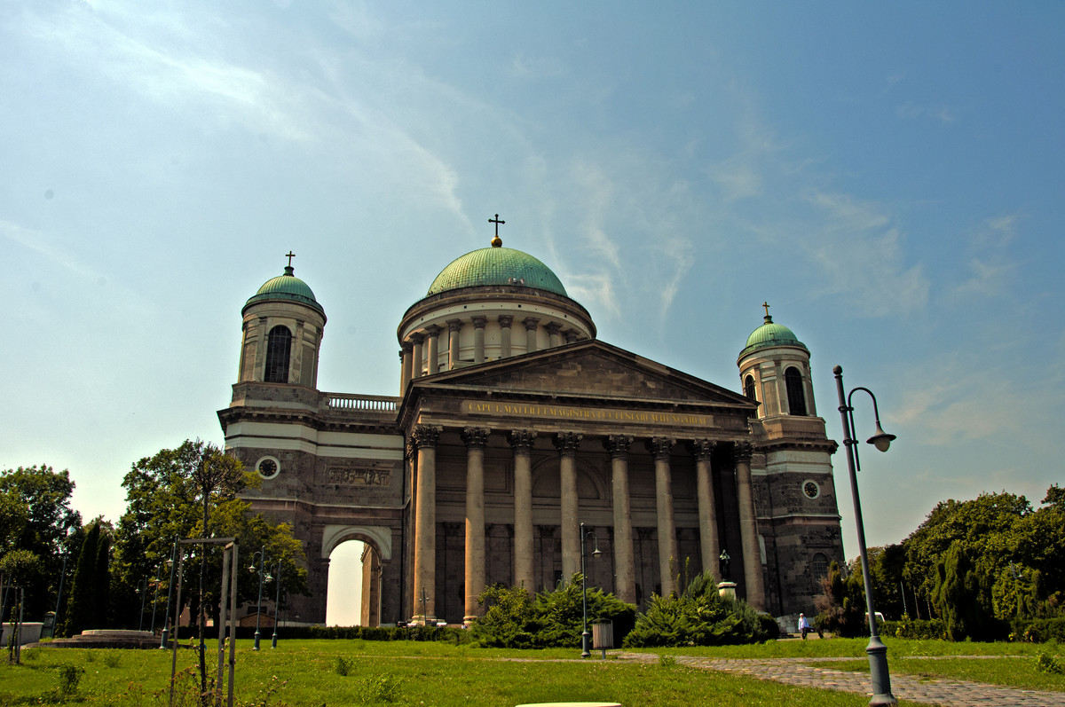 Basilika - Principale Church in Hungary - Roman Ilnytskyi