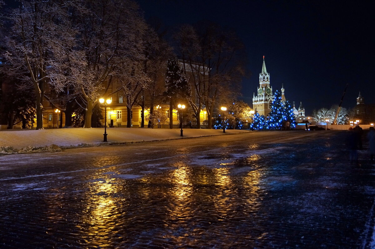Зимним вечером  в Кремле - Елена Порошина