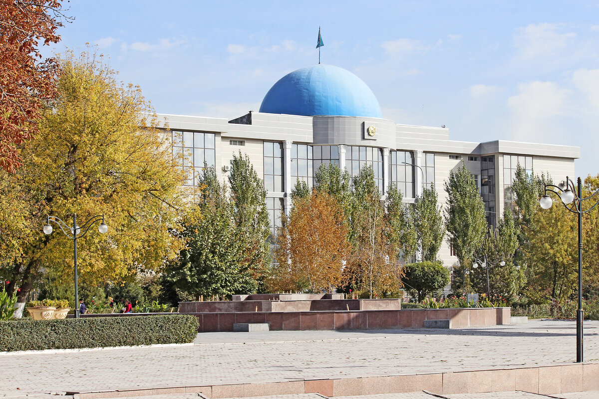 Осень в городе - Ольга Акимова