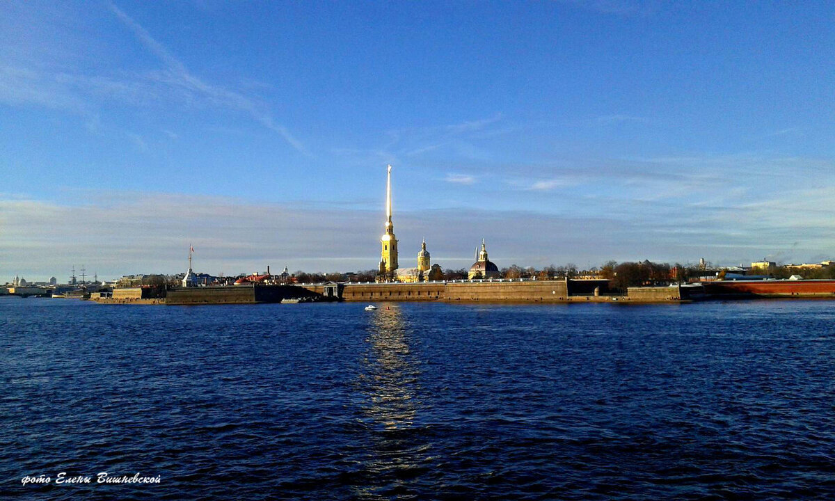 Шпиль Петропавловки. - Елена Вишневская