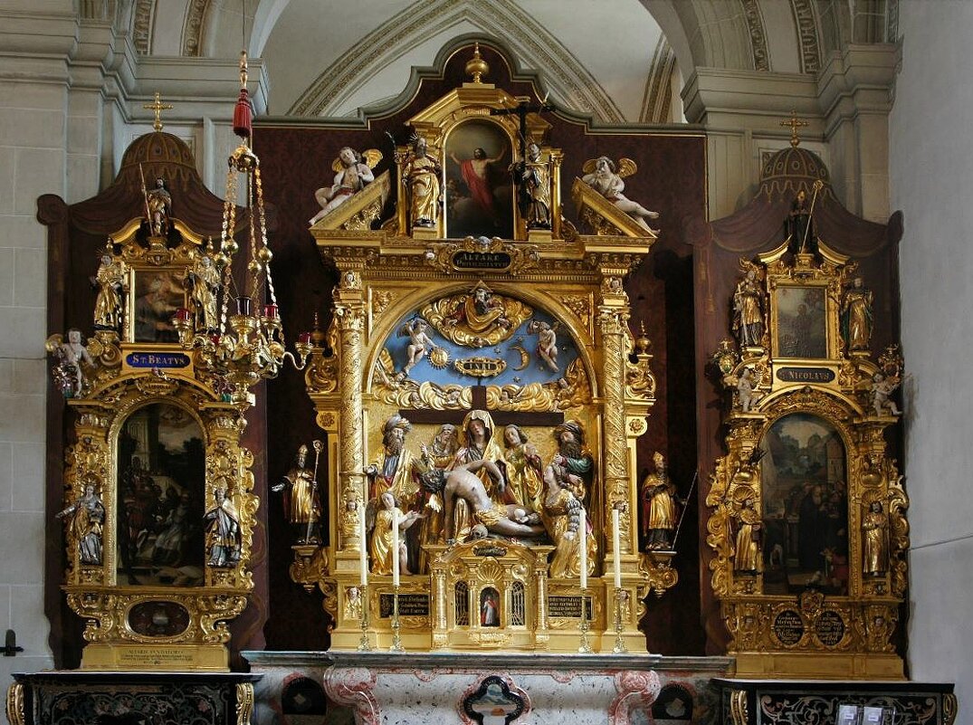 Церковь Хофкирхе. Боковой алтарь, где изображена сцена Снятия с креста - Елена Павлова (Смолова)