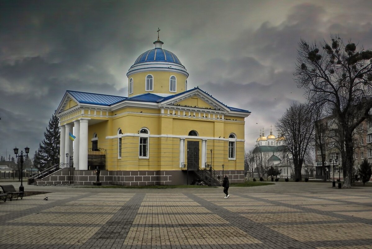 Соборная площадь - Роман Савоцкий