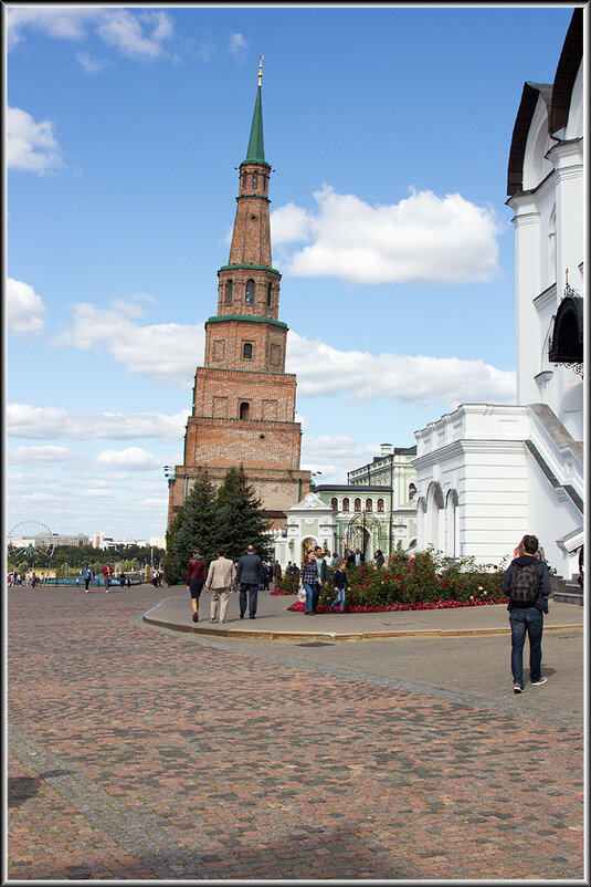 Казань. Непизанская падающая башня - Михаил Розенберг