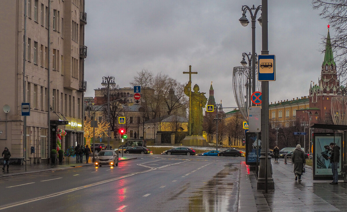 Уголок Москвы - юрий поляков