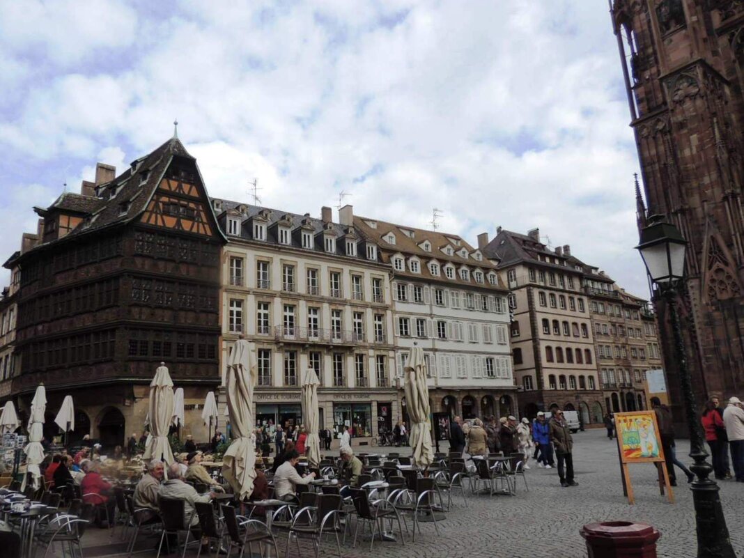 Дом Камерцеля на Соборной плошади. Страсбург - Гала 