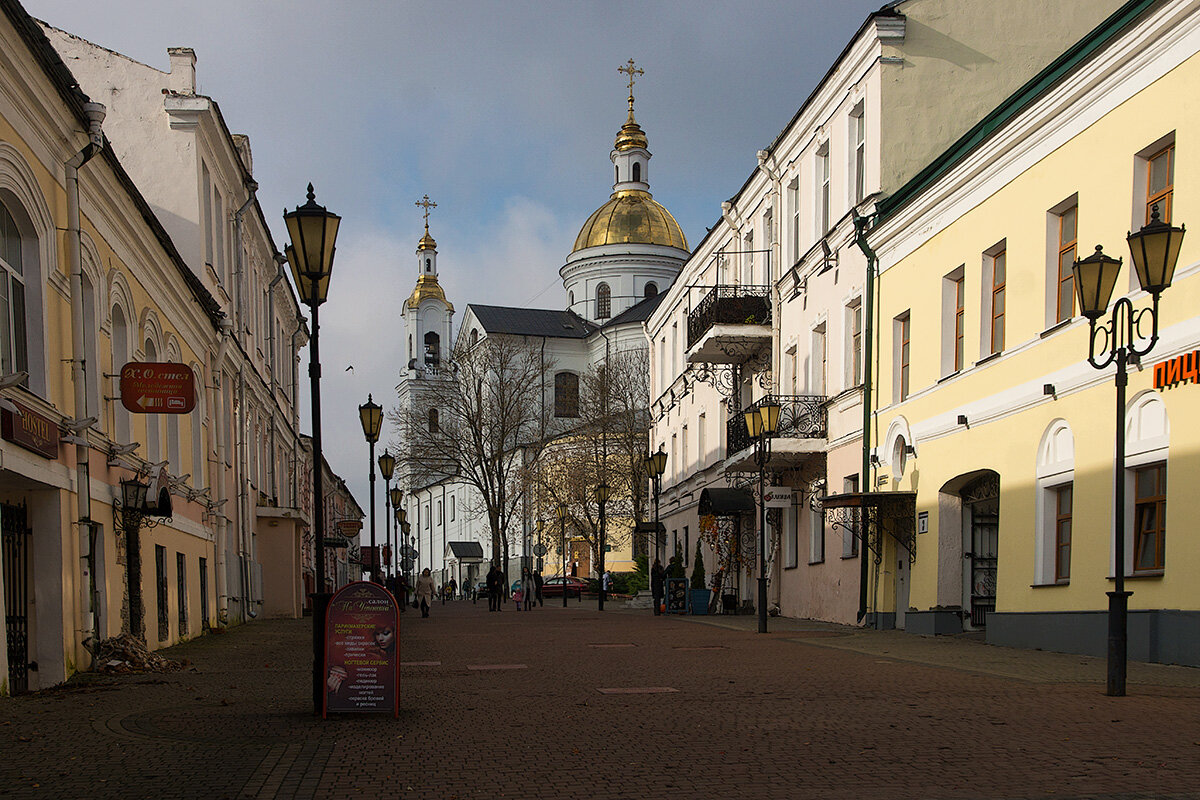 В центре Витебска - Yury Mironov