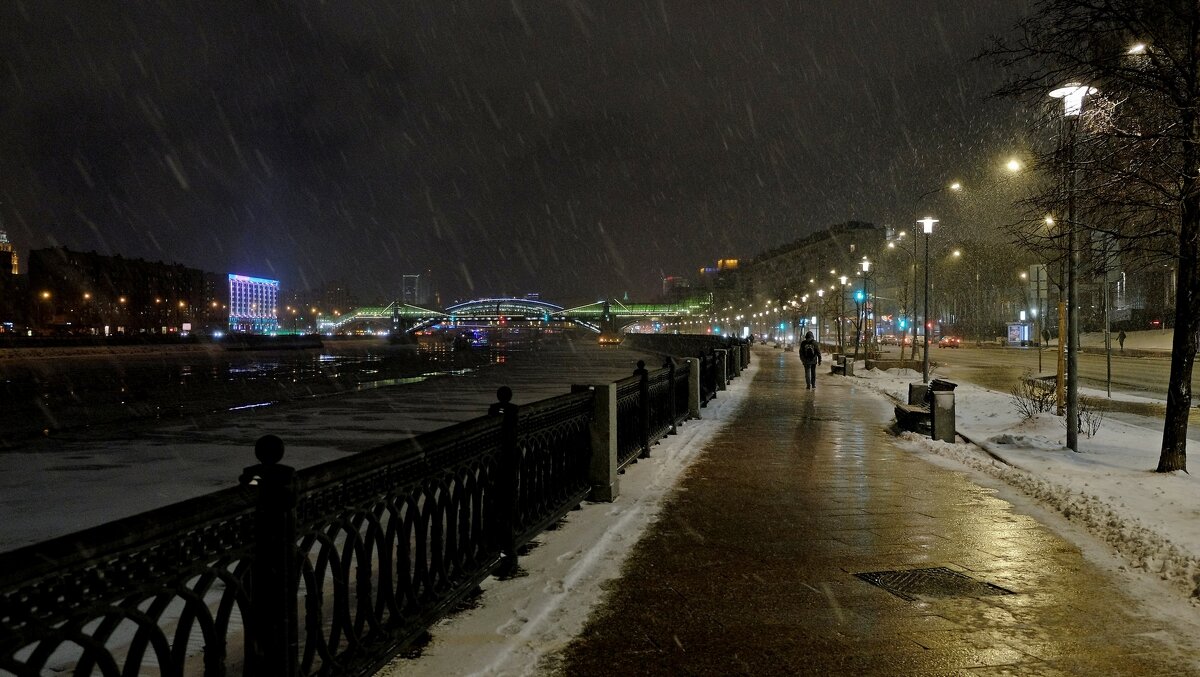 В Москве зима... - Михаил Рогожин
