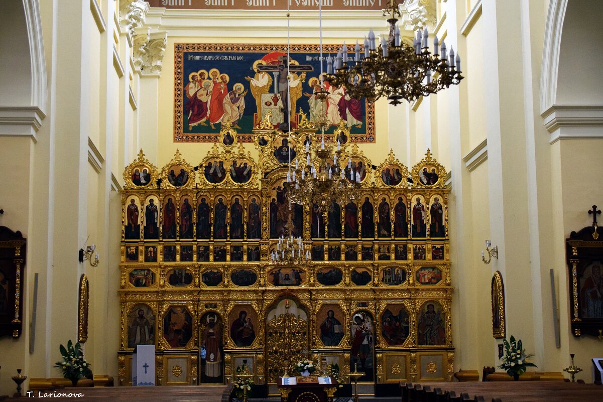 Иконостас  в Греко-католической церкви св. Иоанна Крестителя - Татьяна Ларионова