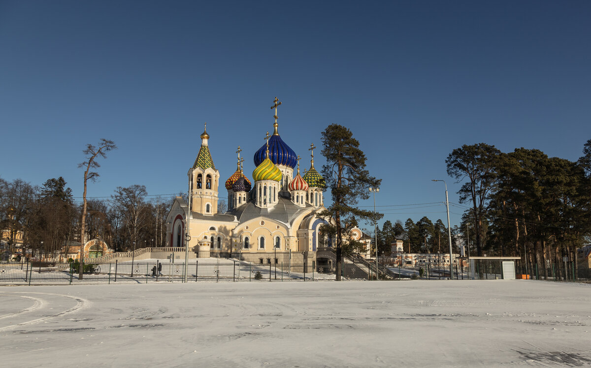 Соборный храм благоверного князя Игоря Черниговского в Ново-Переделкино - Yuri Chudnovetz