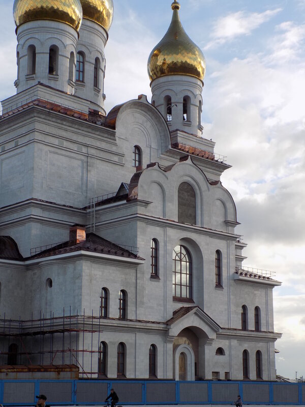 Храм в постройке - Леонид Проурзин