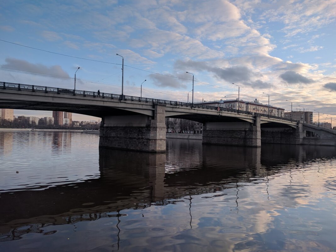 Через Москва - реку - Марина Птичка