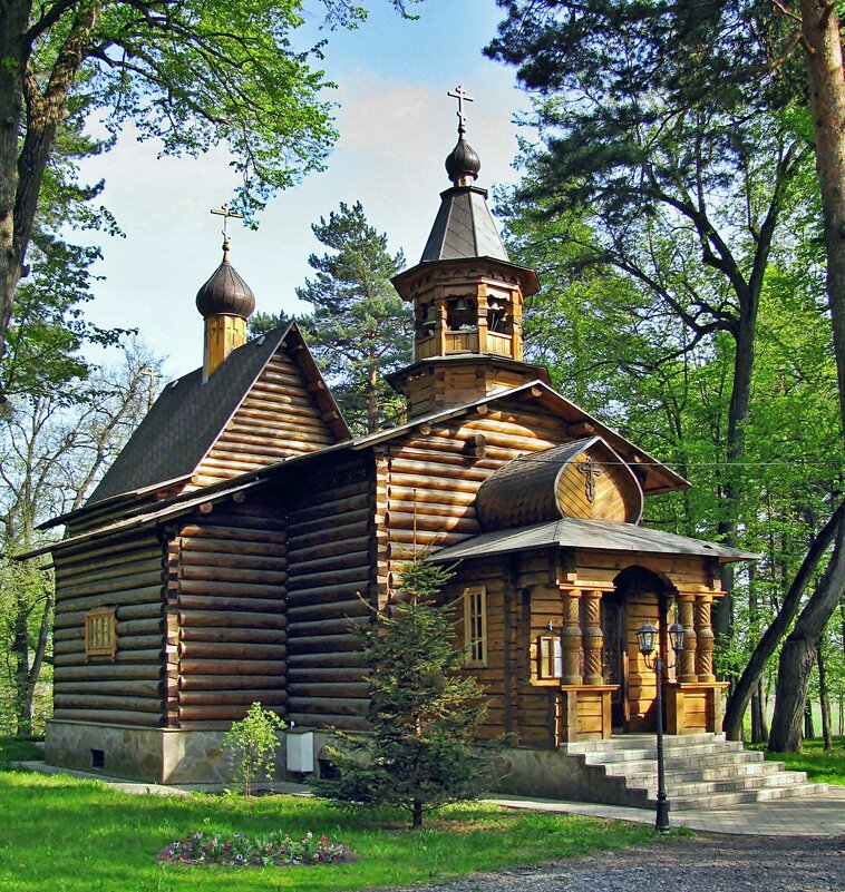 Петрово-Дальнее. Церковь Успения Богородицы - Евгений Кочуров