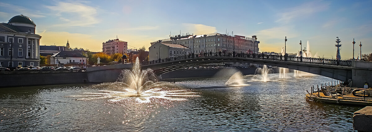 Москва. Водоотводный канал. - В и т а л и й .... Л а б з о'в