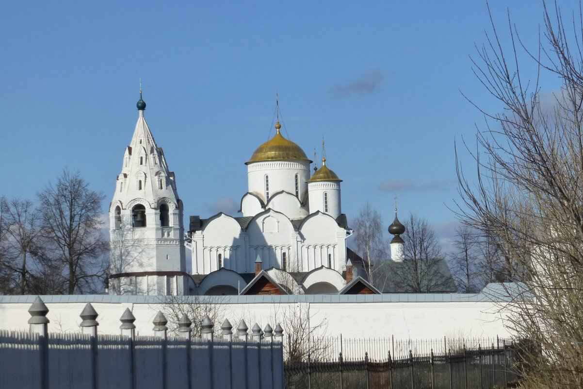 Покровский монастырь в Суздале - Лидия Бусурина