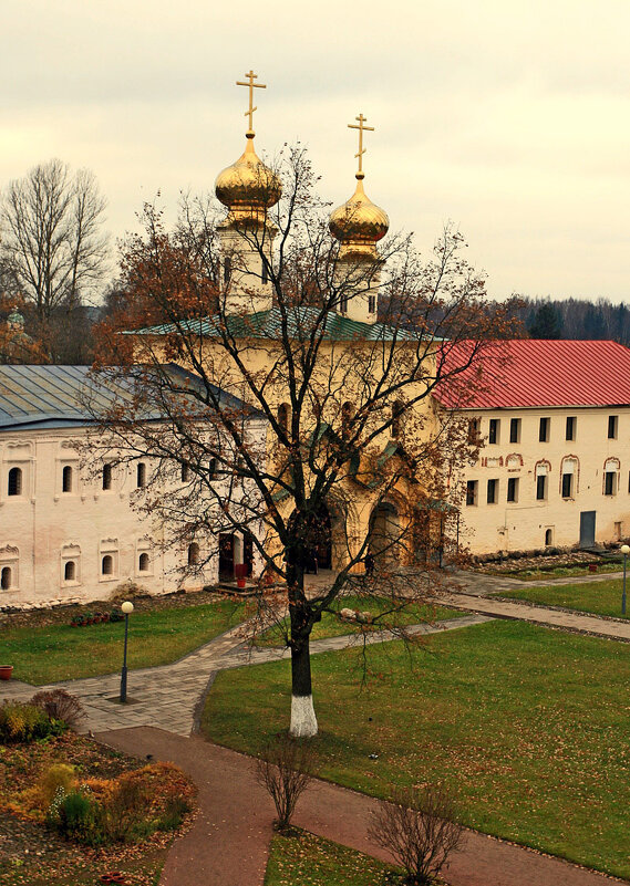 Тихвинский монастырь - Зуев Геннадий 
