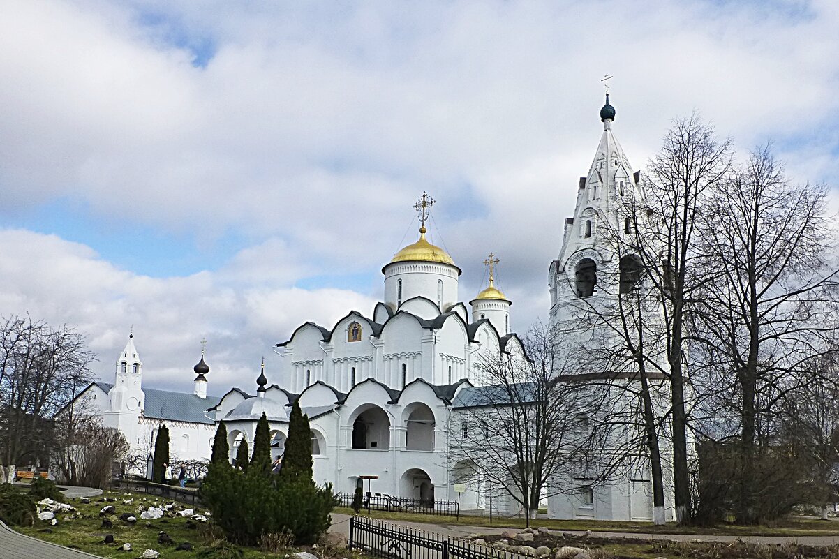 Покровский монастырь в Суздале - Лидия Бусурина