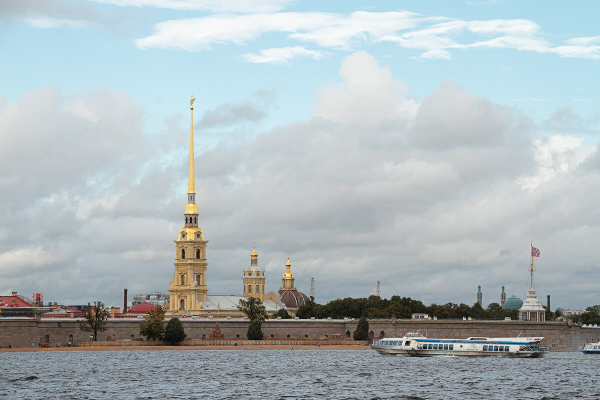 петропавловская крепость санкт петербург внутри