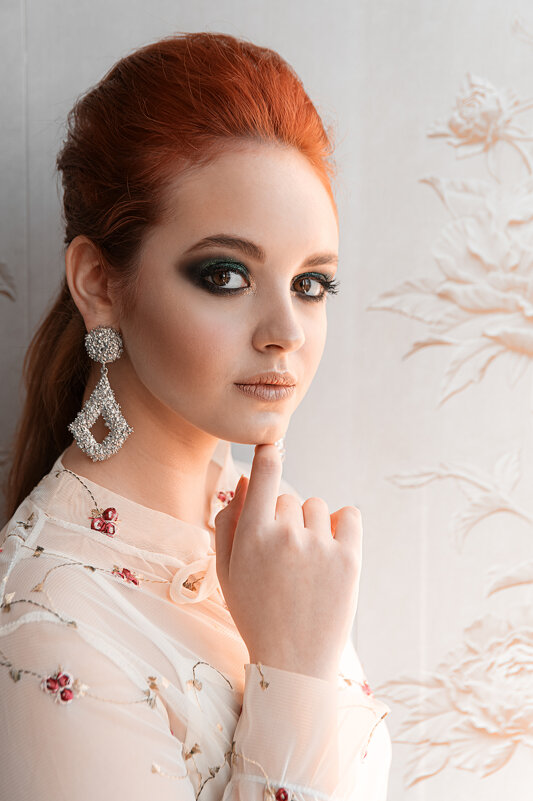 red hair girl - Ирина Айрисер