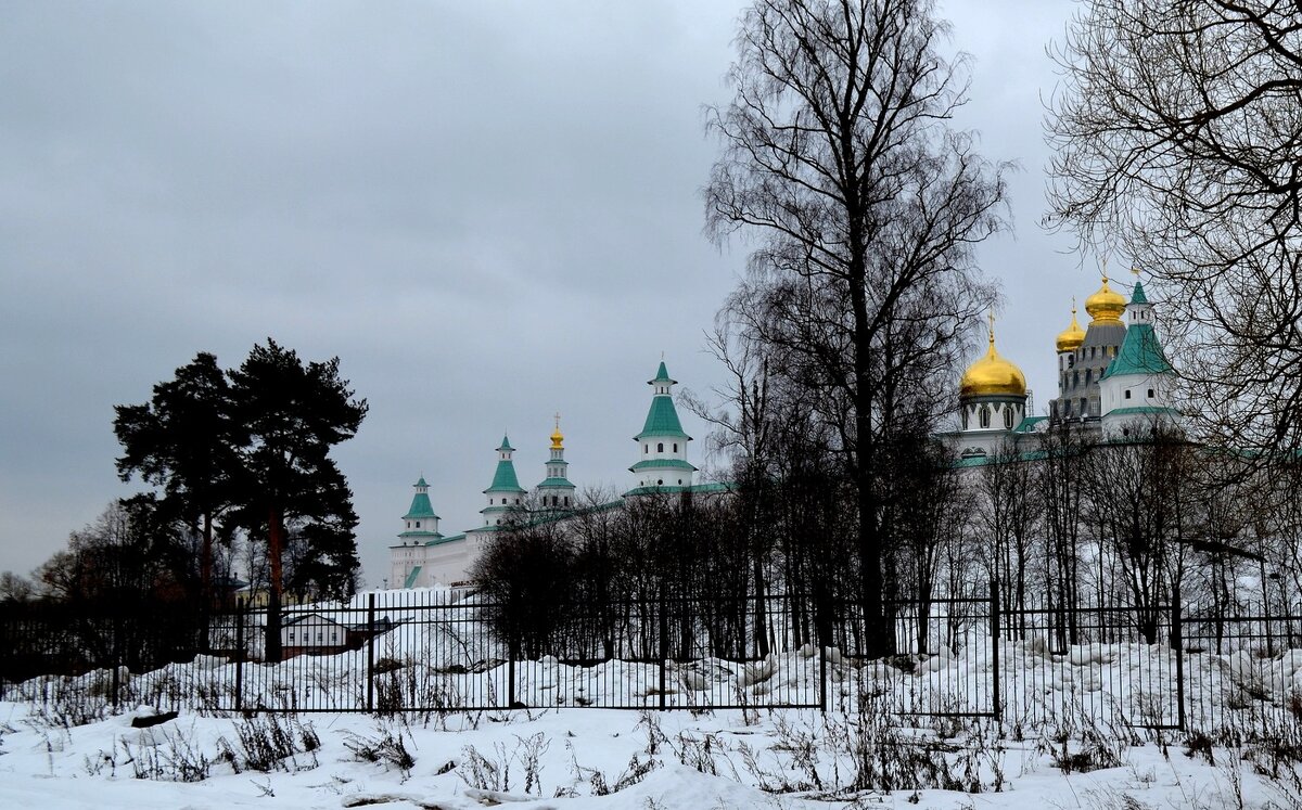 Окрестности монастыря - Татьяна Тюменка