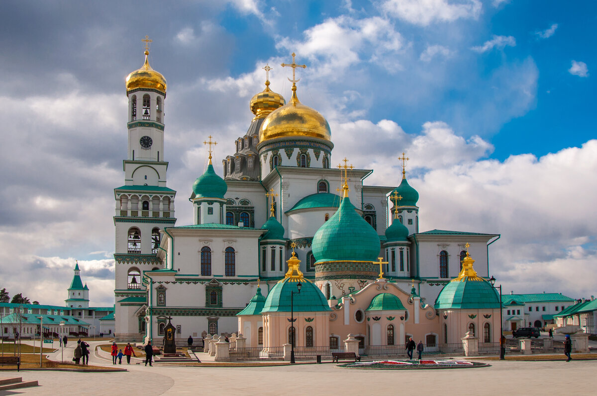 Воскресенский Ново Иерусалимский мужской монастырь