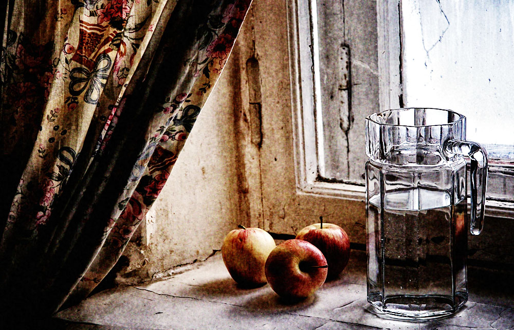 Яблоки на окне - Serge Riazanov