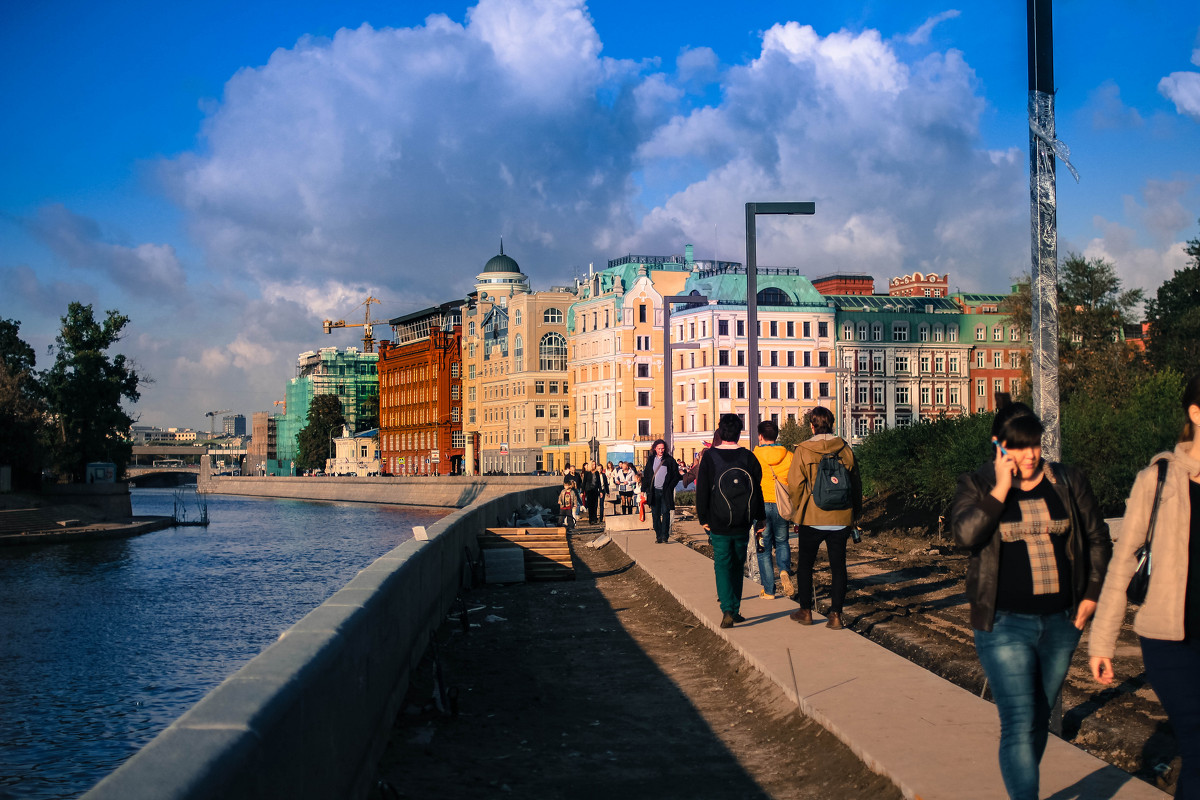 Набережная в Москве - Глеб 