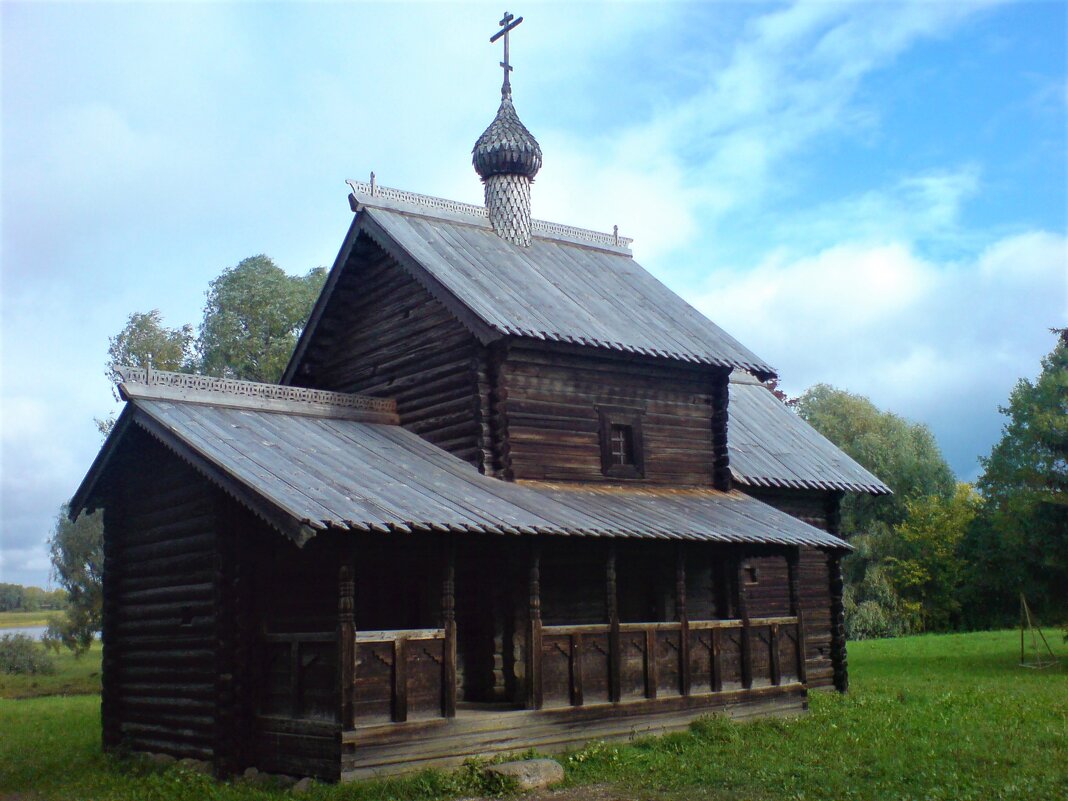 деревянная святыня - Серж Поветкин