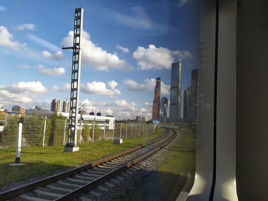 Вид из окна поезда "Ласточка" - Григорий Махнич