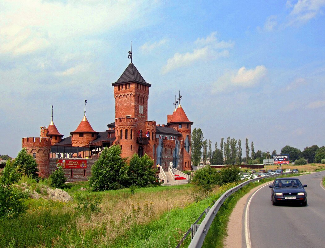 Замок Нессельбек на трассе - Сергей Карачин