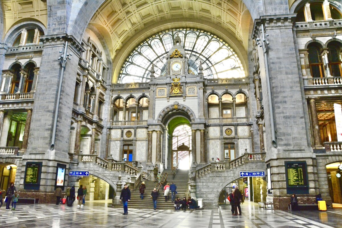 Вокзал в Антверпене - Eldar Baykiev