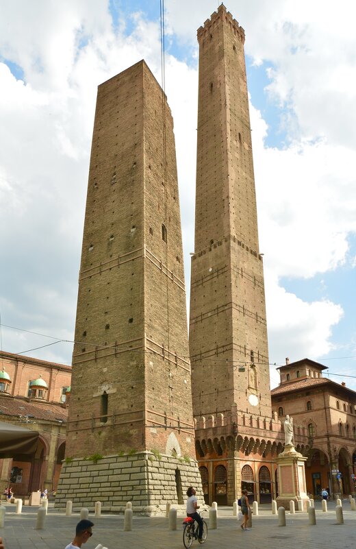 Падающие башни в Болонье - Eldar Baykiev