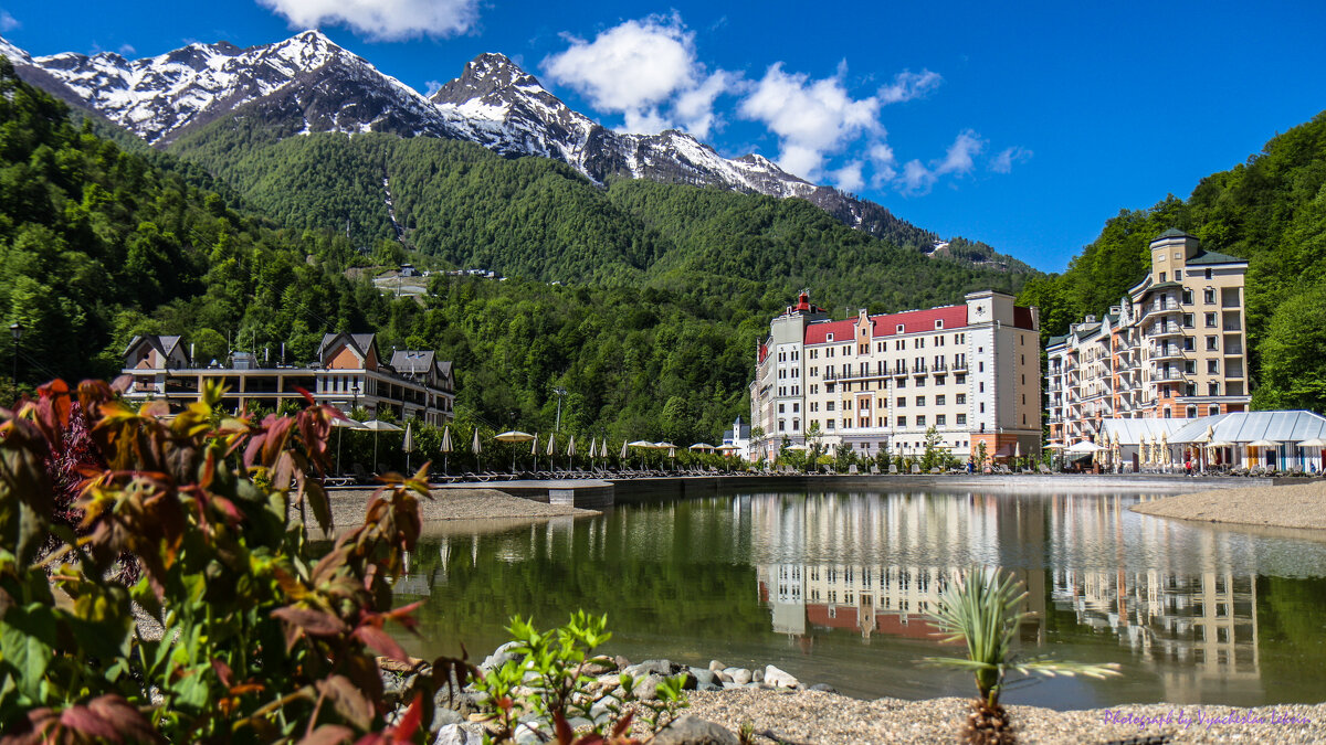 Пляж «Роза Хутор» , Radisson Rosa Khutor - Вячеслав Лексин