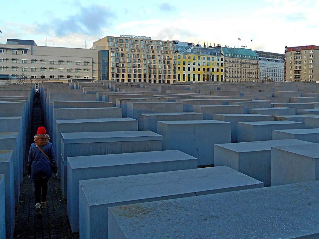 Мемориал жертвам холокоста в Берлине - Ольга Довженко