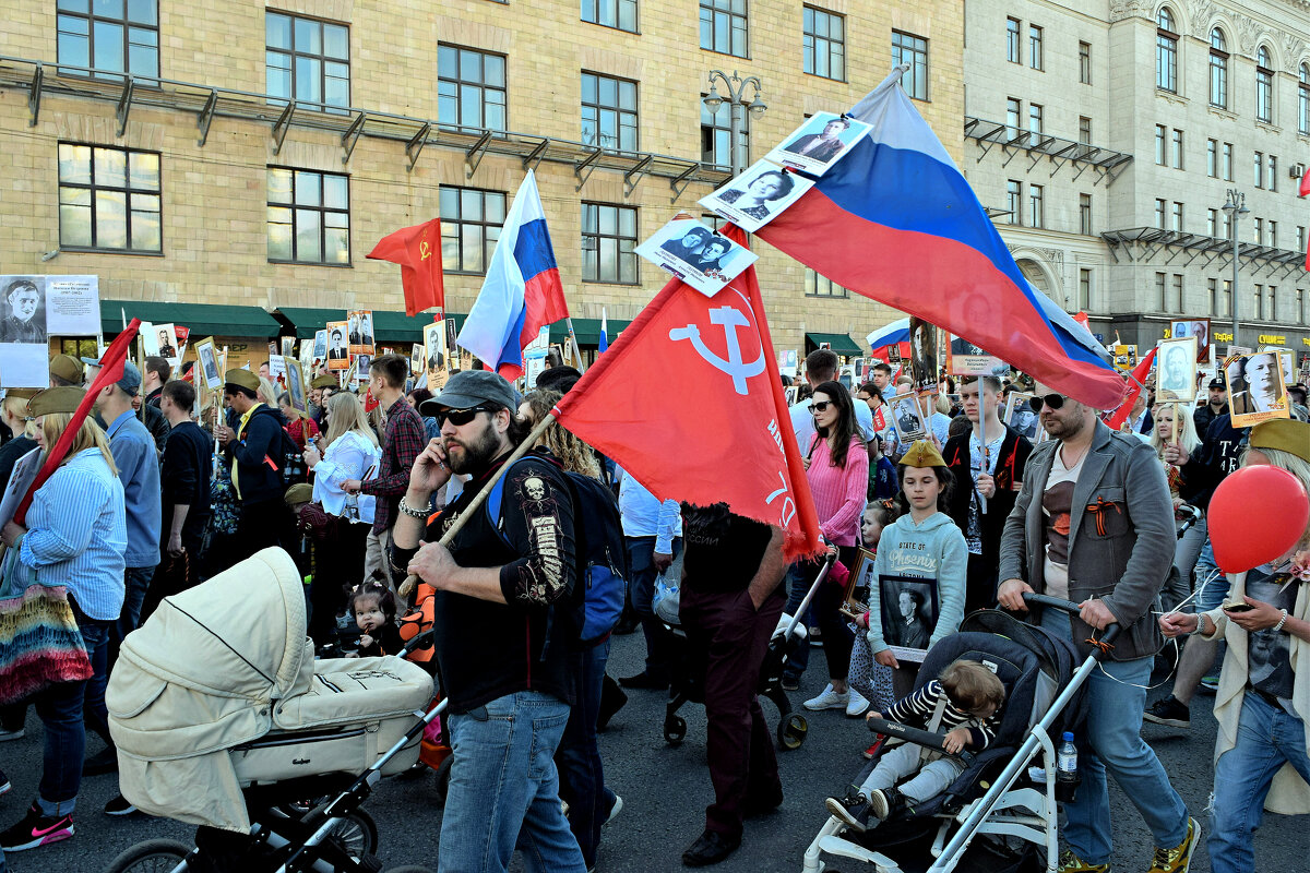 " Наша жизнь не кончится, пока течёт река Бессмертного полка" - Татьяна Помогалова