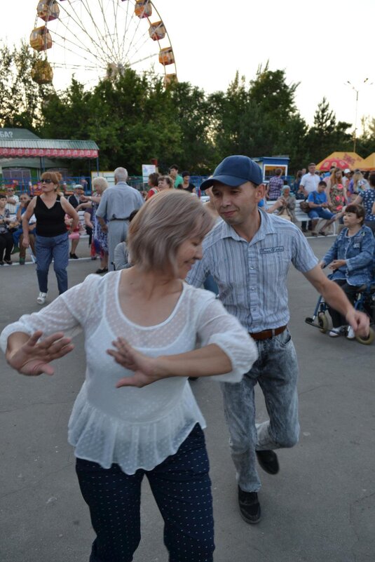 Когда людям хорошо,они танцуют - Георгиевич 