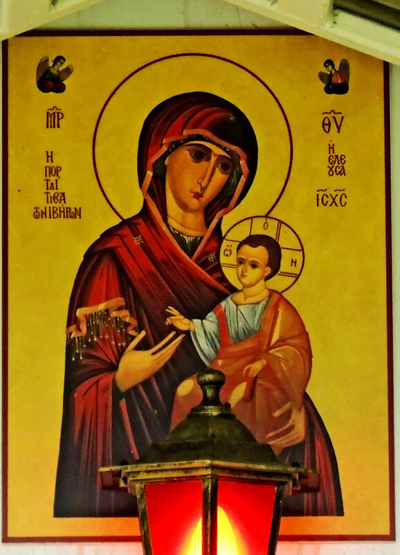 икона Божией Матери Иверская на западном фасаде - Александр Качалин