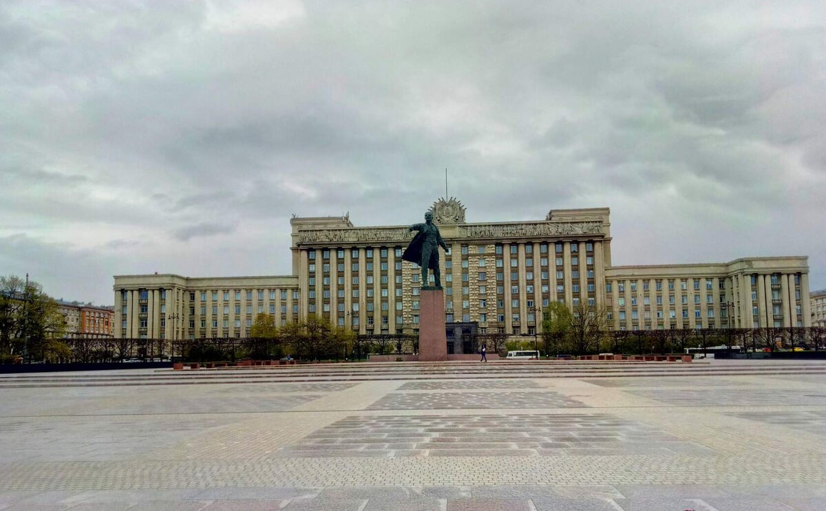 Московская площадь - Елена Вишневская